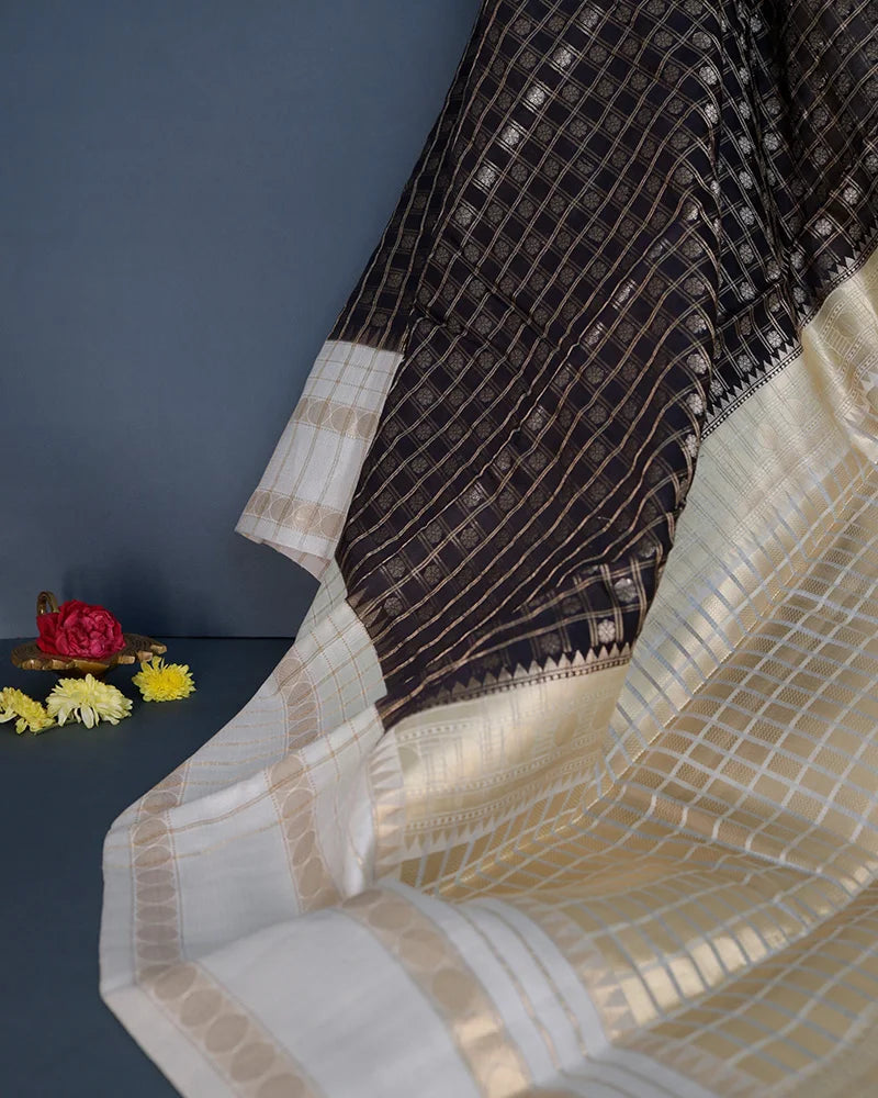 Resplendent Black, This Katan Banarasi Silk Saree - PattuCheeralu